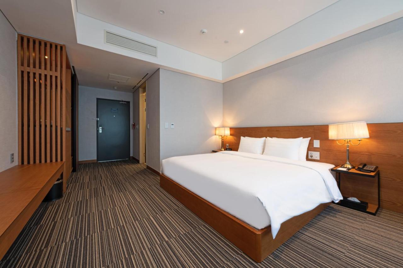 Golden Tulip Incheon Airport Hotel Luaran gambar